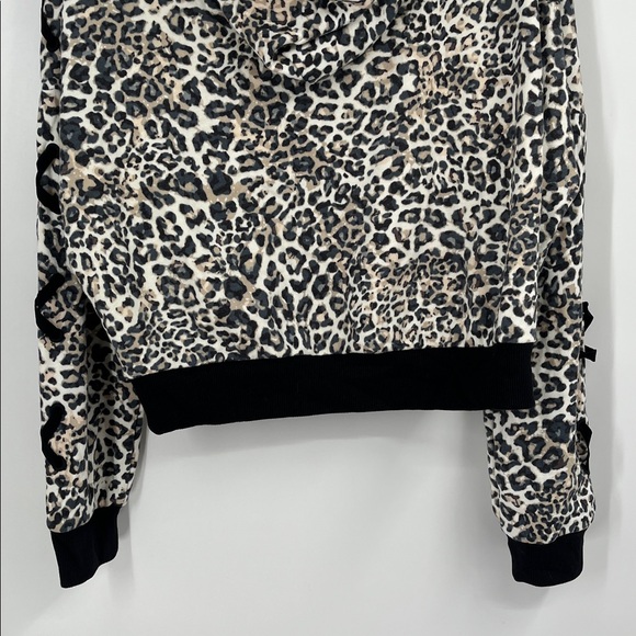Victoria’s Secret Sport Cheetah Print Lace Up Sleeve Zip Up Sweatshirt Large - Picture 7 of 8